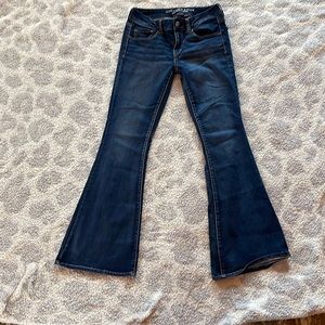 Never worn, size 6 American Eagle Flare Jeans